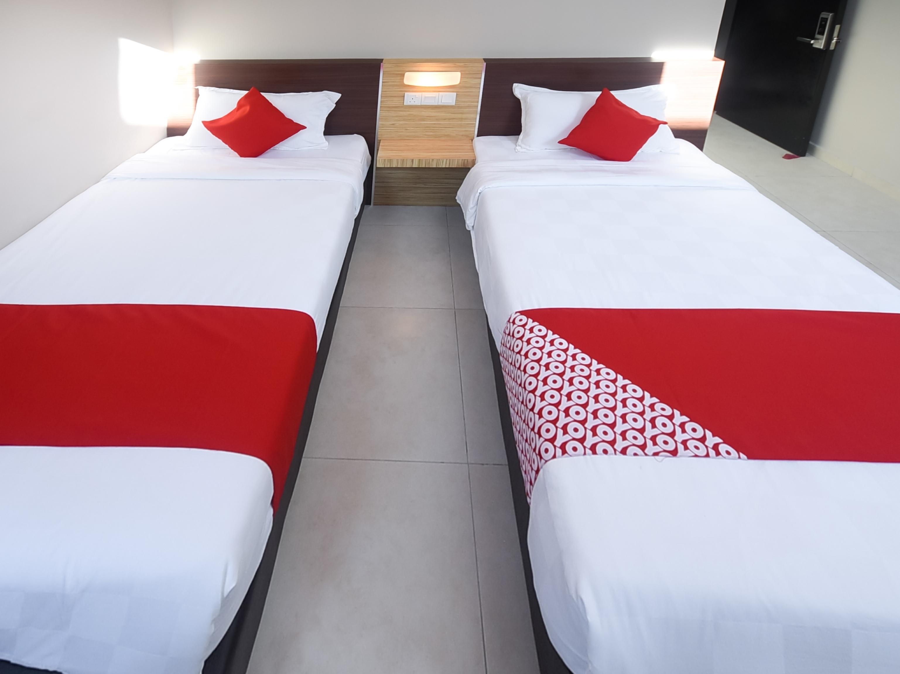 Oyo 1023 La Mirina Boutique Inn Екстериор снимка