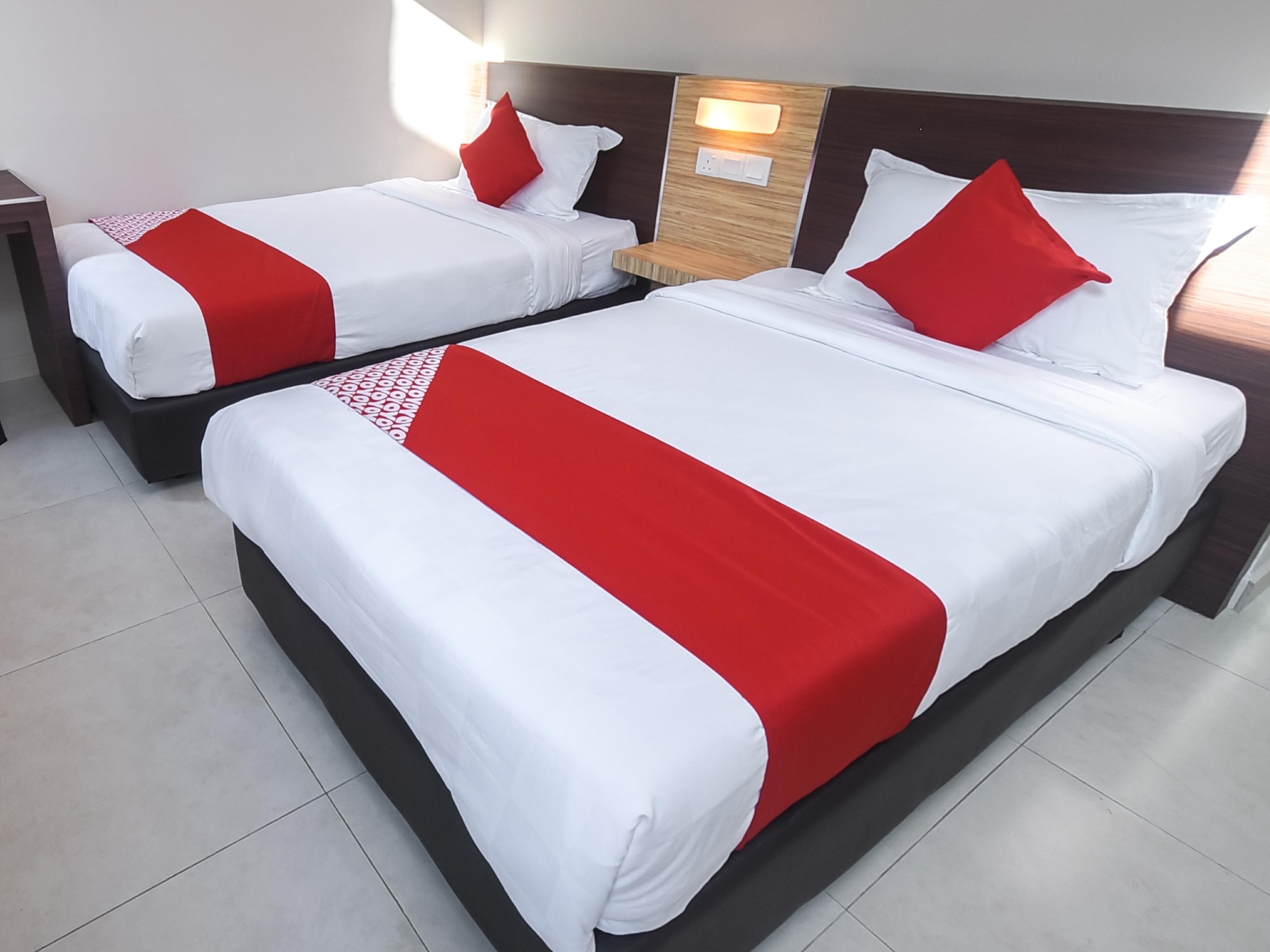 Oyo 1023 La Mirina Boutique Inn Екстериор снимка
