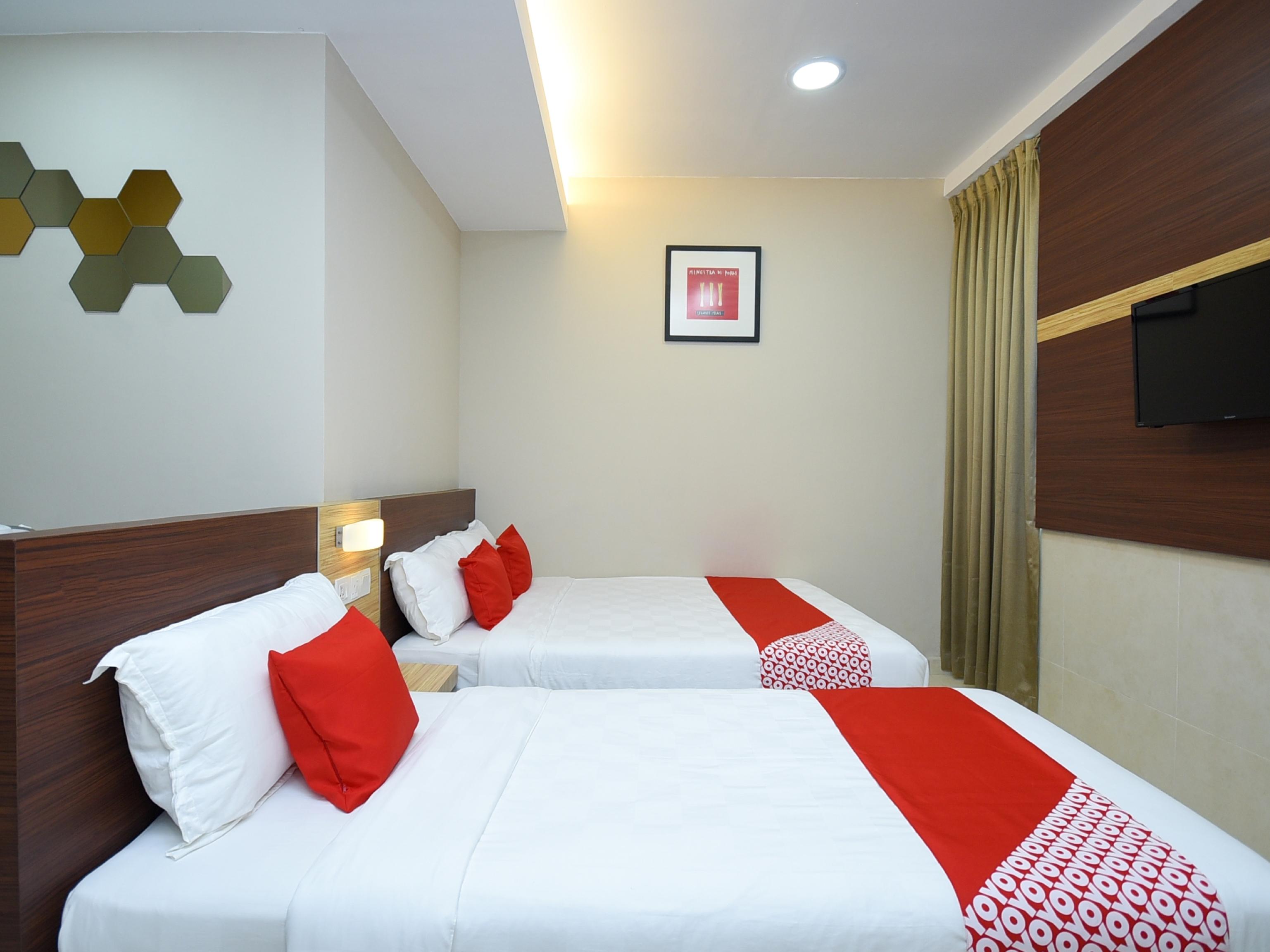 Oyo 1023 La Mirina Boutique Inn Екстериор снимка