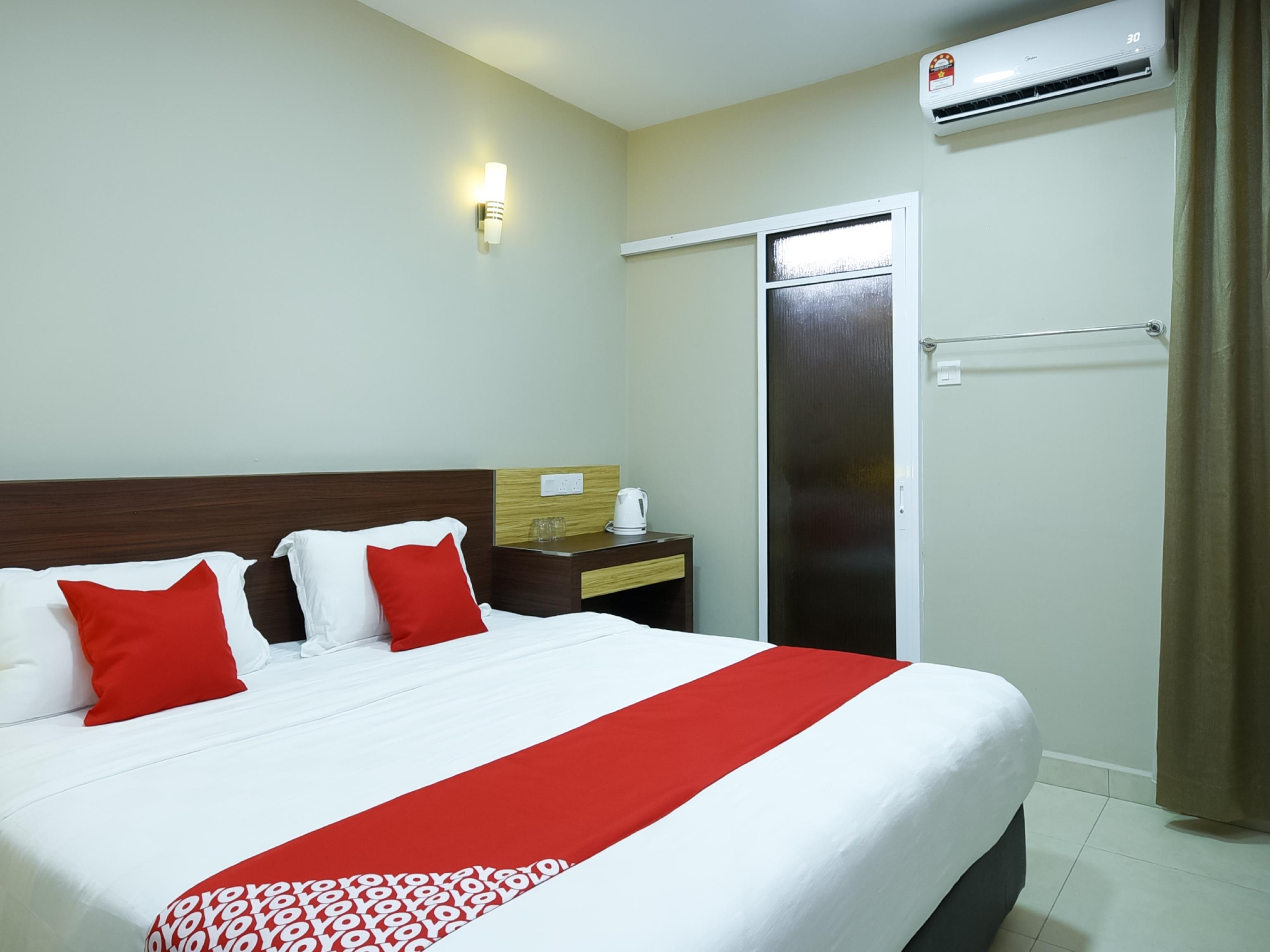 Oyo 1023 La Mirina Boutique Inn Екстериор снимка