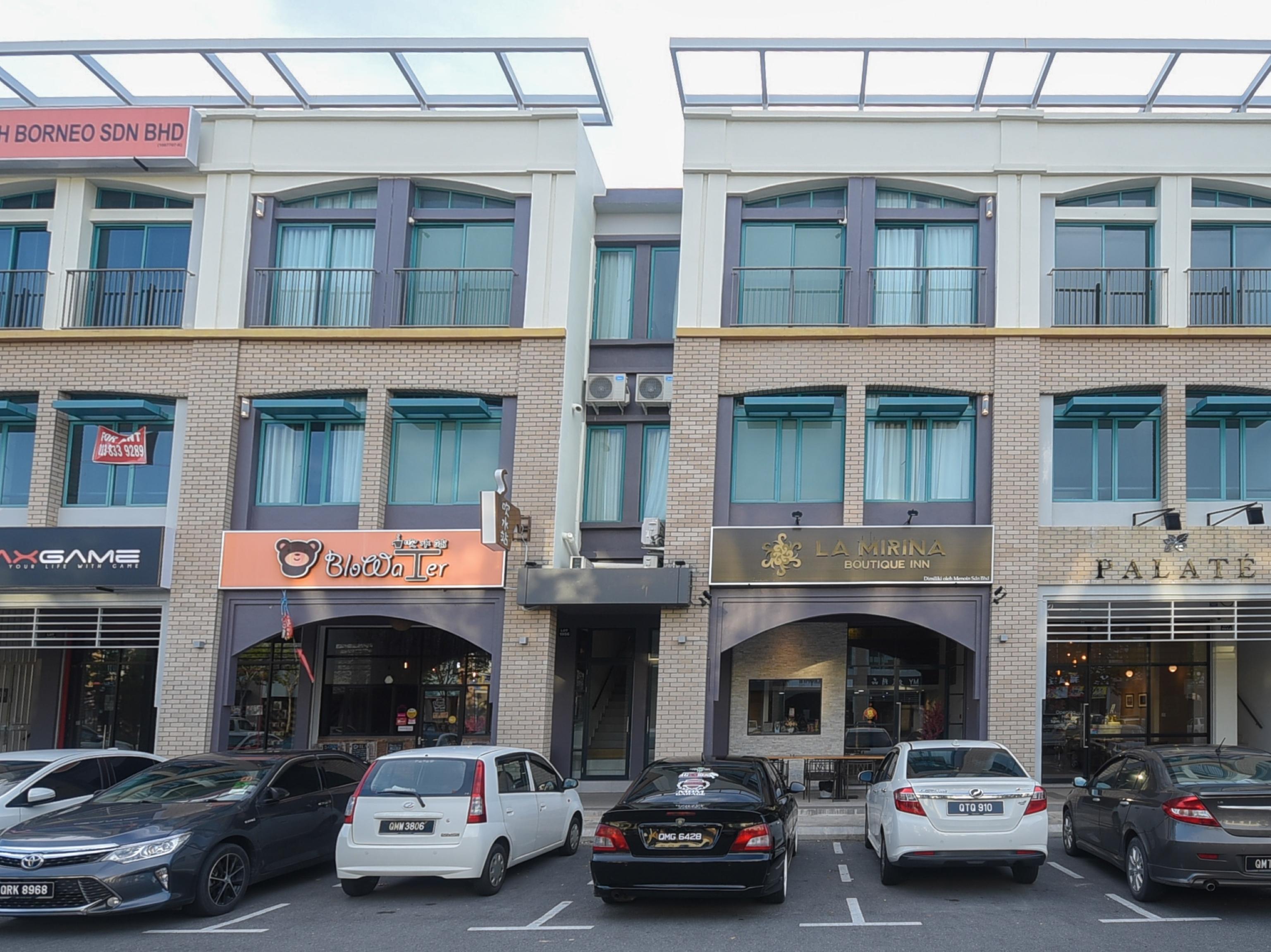 Oyo 1023 La Mirina Boutique Inn Екстериор снимка