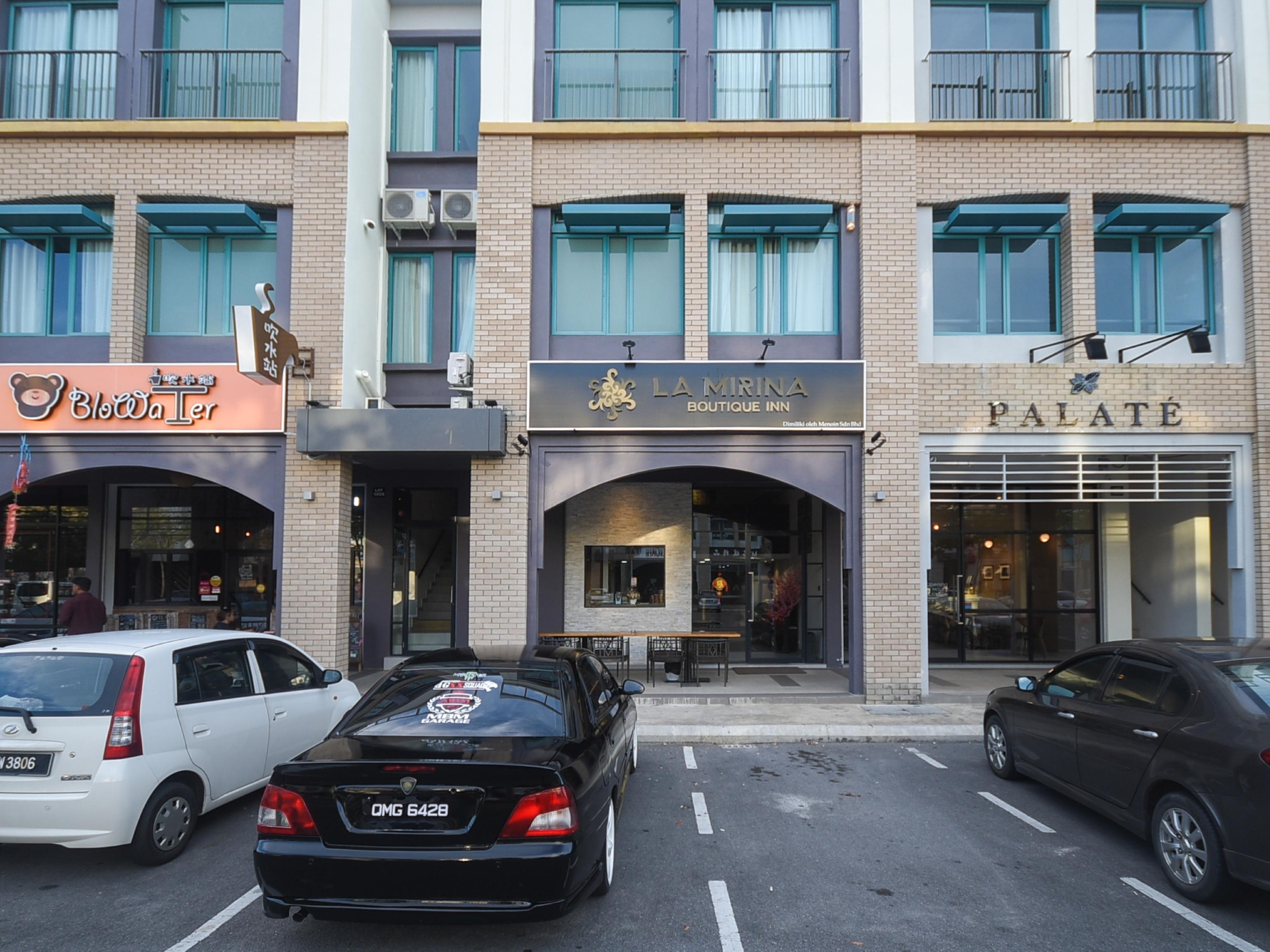 Oyo 1023 La Mirina Boutique Inn Екстериор снимка