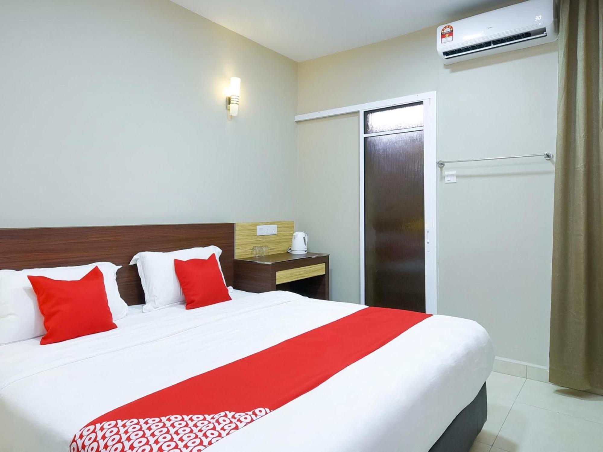 Oyo 1023 La Mirina Boutique Inn Екстериор снимка