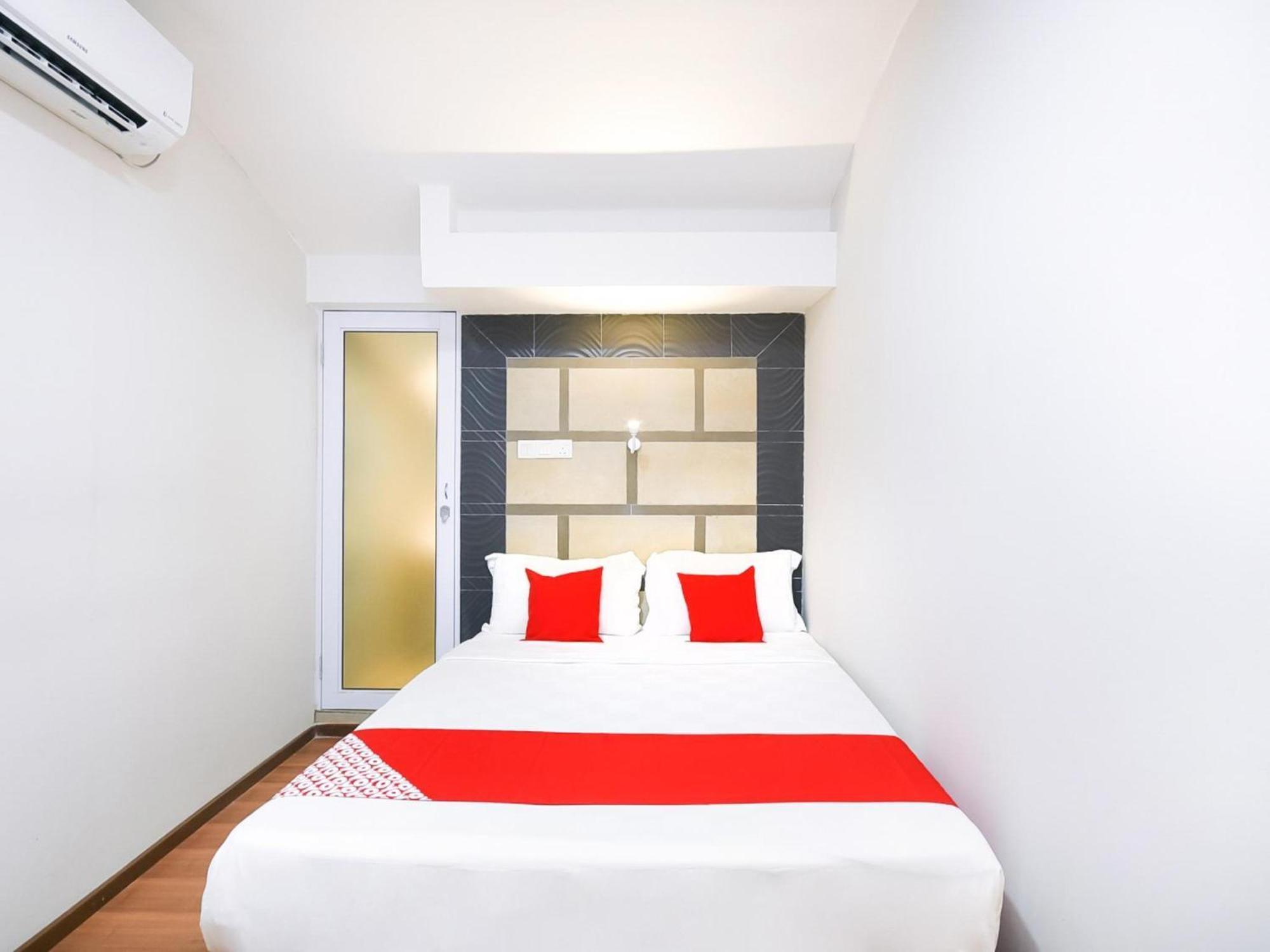 Oyo 1023 La Mirina Boutique Inn Екстериор снимка